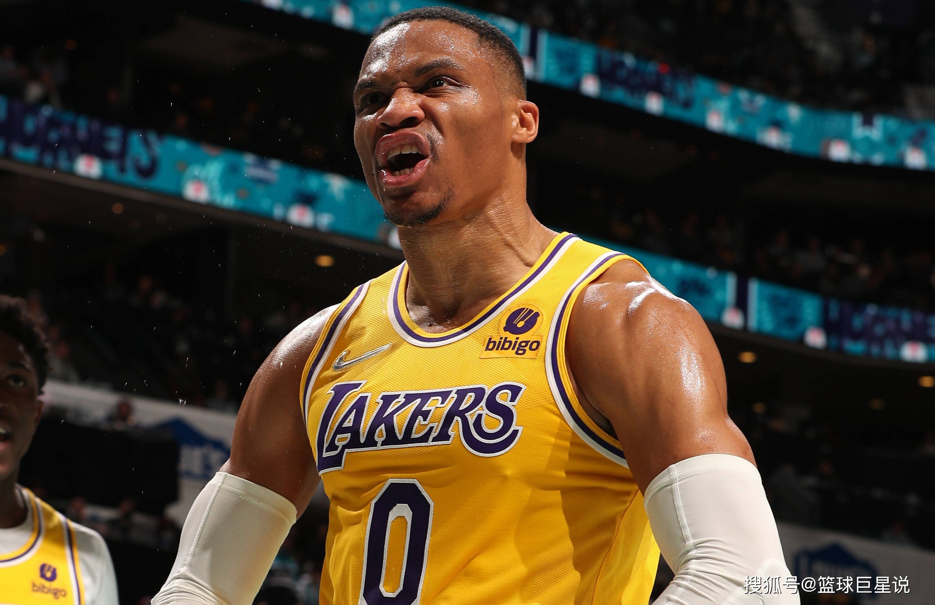 热火vs魔术首发：班凯罗领衔大战希罗&阿德巴约（魔术vs热火首发出炉：班凯罗压阵对决希罗、阿德巴约）