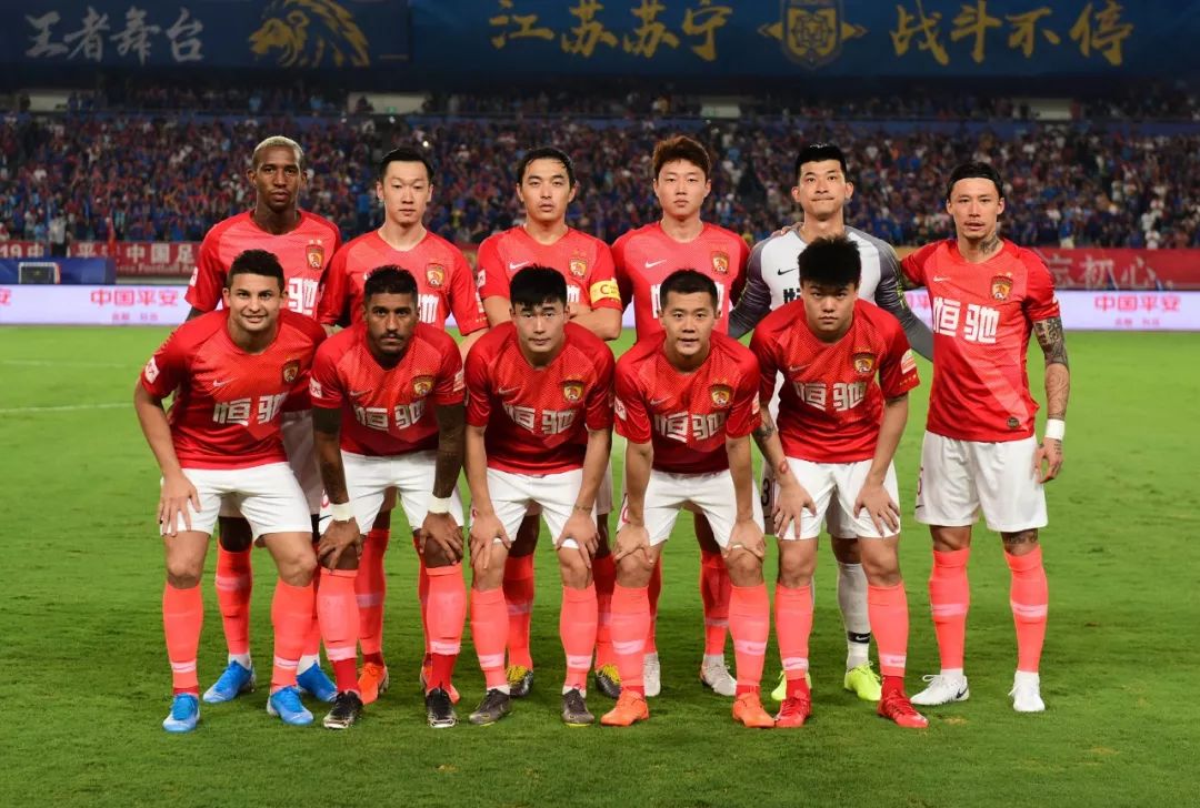 基耶利尼：相信伊尔迪兹会留队很多年；DV9受伤不会影响引援（基耶利尼：坚信伊尔迪兹会长期留队；DV9伤情不会改变引援计划）