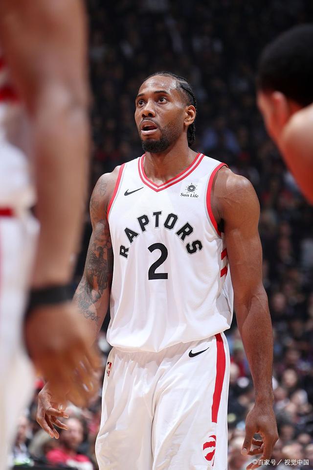 NBA：凯尔特人延续强势 双探花合砍60分（NBA：凯尔特人势头不减 双探花联手轰下60分）